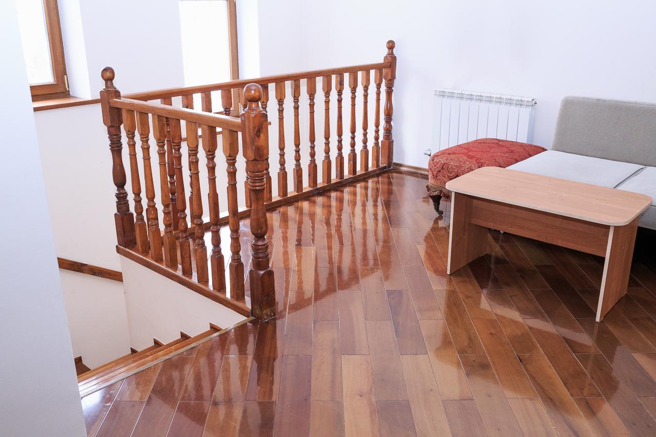 "European" Backpackers Hostel In Almaty Ngoại thất bức ảnh