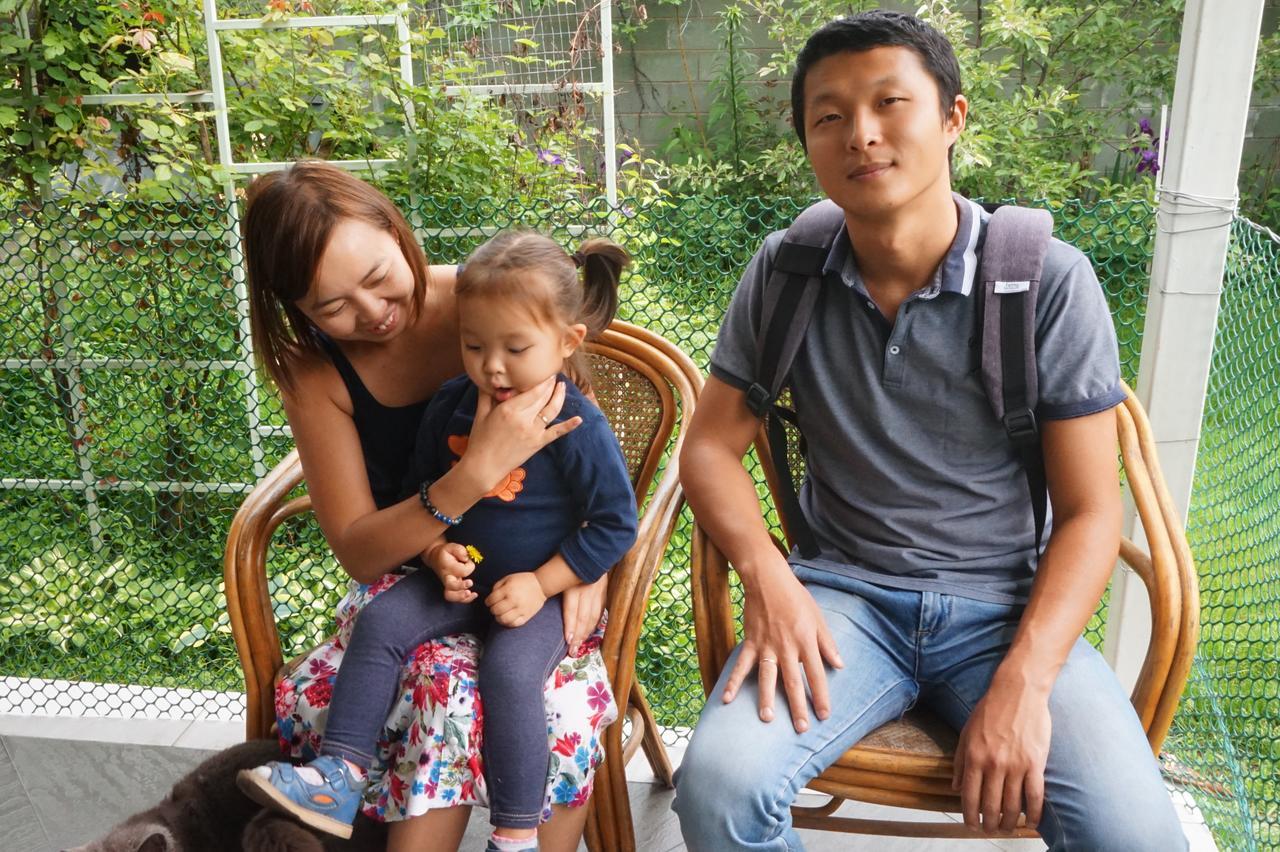 "European" Backpackers Hostel In Almaty Ngoại thất bức ảnh