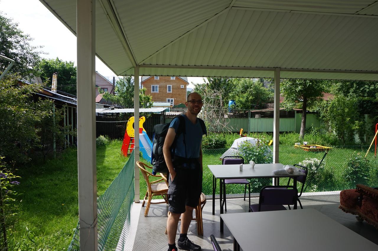 "European" Backpackers Hostel In Almaty Ngoại thất bức ảnh