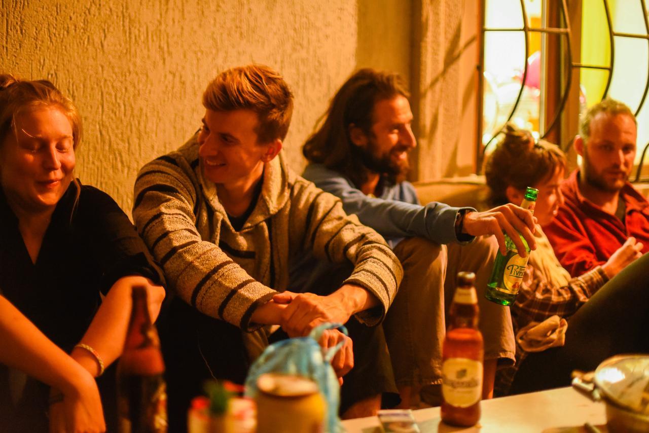 "European" Backpackers Hostel In Almaty Ngoại thất bức ảnh